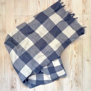 Vineyard Vines Checkered Wool Scarf